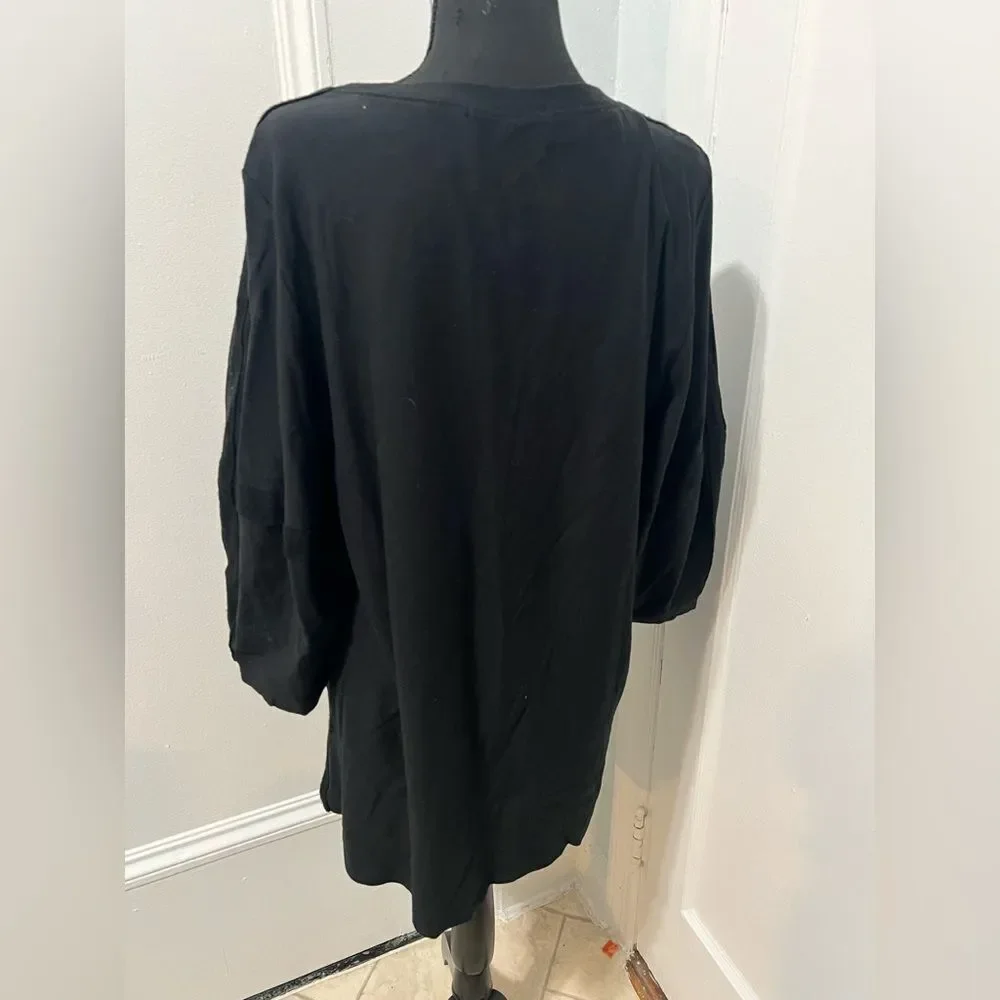 Elaine Kim chic black